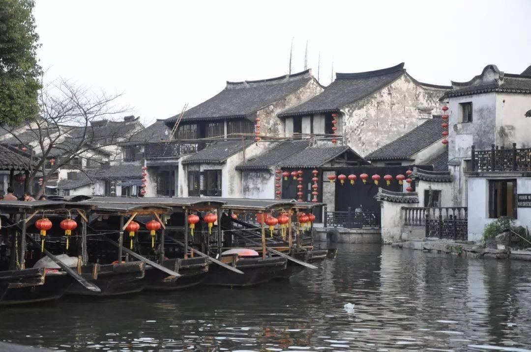 二叔朱高煦最终被烧死,三叔朱高燧帮的人,其实就是他自己